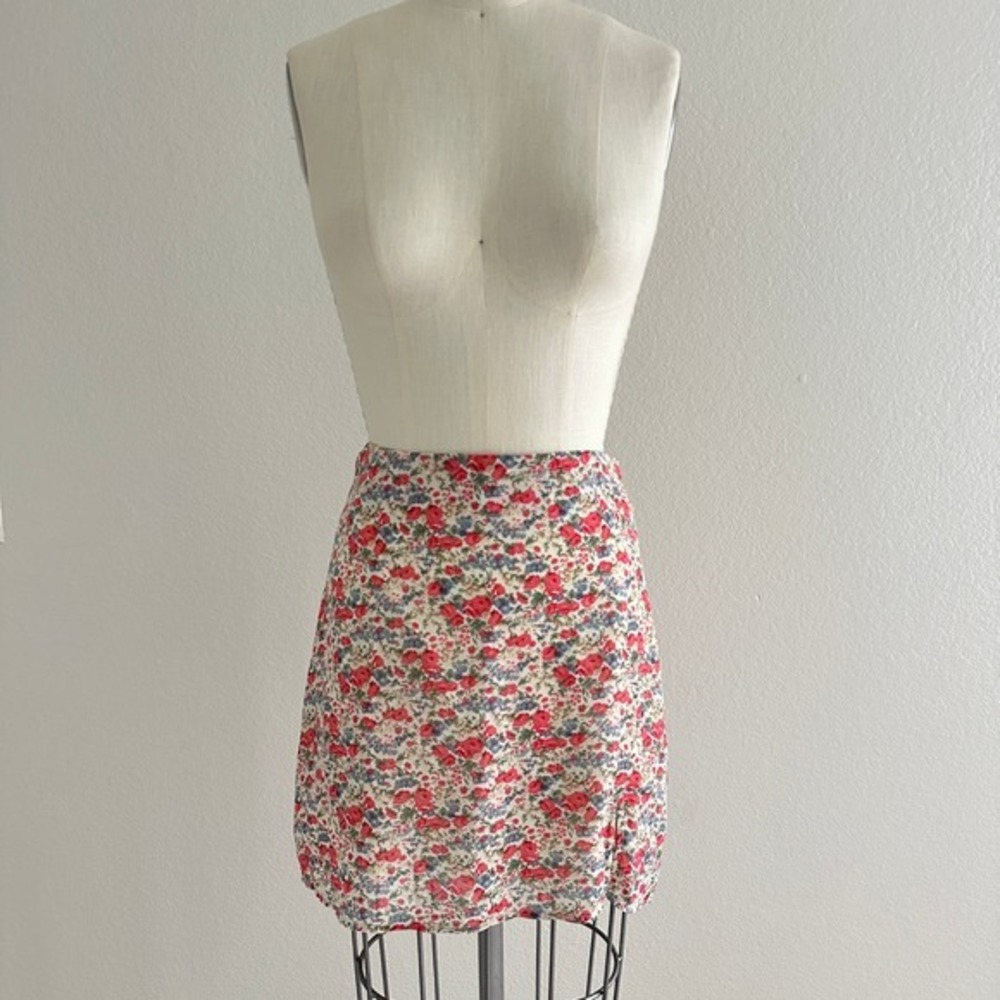 Windsor Floral Mini Skirt Womens S Multicolor Back Zip Side Slit Cottagecore
